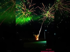 100 fuegos artificiales grandes de Liuyang de los fuegos artificiales de la torta de los tiros para la celebración de la Navidad