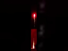 2025 Fuegos artificiales China Importación Fábrica mayorista Fuegos artificiales 98 disparos Torta Fuegos artificiales pirotecnia al aire libre