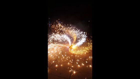 Vaso divertido Fountain Fireworks Salute de la bengala pirotécnica del mandarín al aire libre