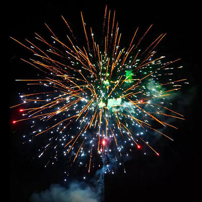 Liuyang Combinación pirotecnica 208 disparos Fuegos artificiales de pastel chino