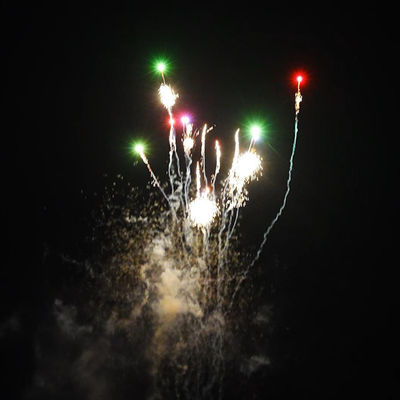 China 172 tiros mayorista torta fuegos artificiales celebración de Año Nuevo pirotecnia 1.4G Pro torta fuegos artificiales con efectos especiales
