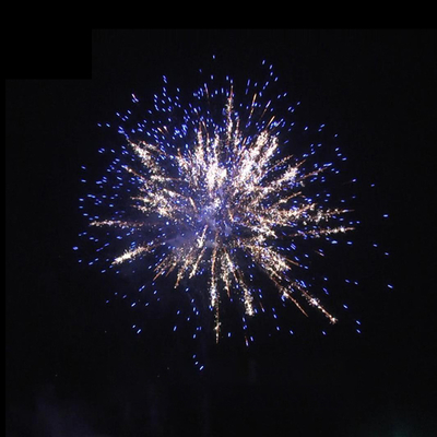Fábrica china mayorista de fuegos artificiales pastel de 1,2'' 100 pulgadas disparos populares fuegos artificiales pirotecnia pastel fuegos artificiales al aire libre