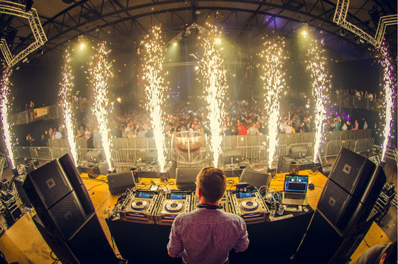 AC110V Cold Sparkler Machine 600W Pyrotechnics Machine For Wedding Stage